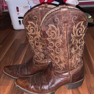 Ariat cowboy boots